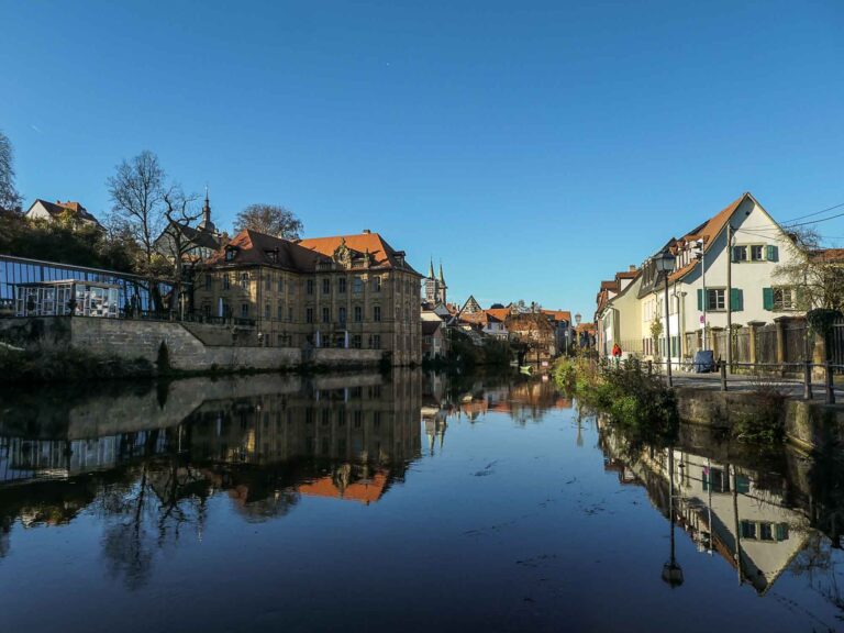 Blick über den Fluss in Richtung Altstadt Foto: Lisa Freudlsperger